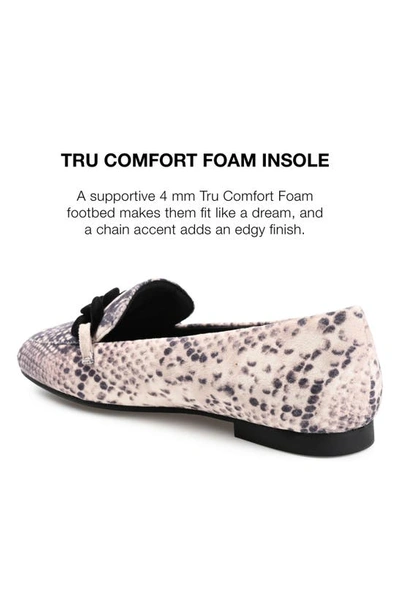 Journee Collection Cordell Rolo Link Loafer In Snake