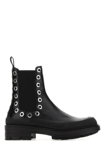 Alexander Mcqueen Alexander Mc Queen Tread Slick Leather Chelsea Boots In Black