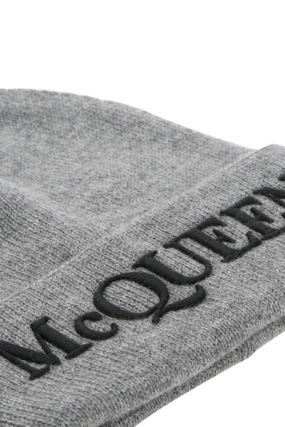 Alexander Mcqueen Logo Embroidered Cashmere Beanie In Gray