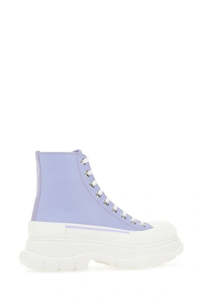 Shop Alexander Mcqueen Woman Lilac Leather Tread Slick Sneakers In Purple