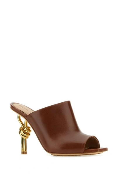 Bottega Veneta Grape Nappa Leather Knot Mules In Brown