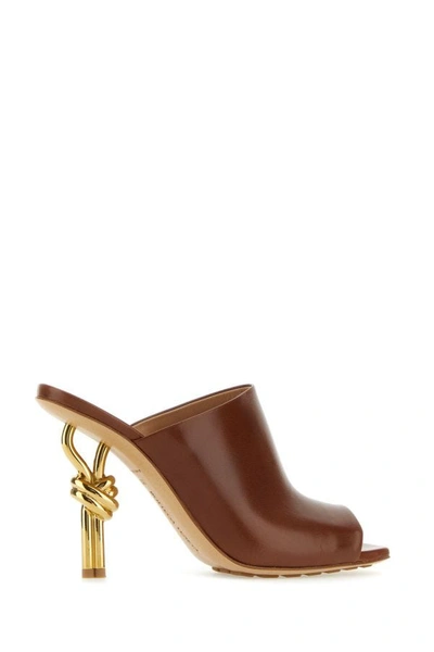 Bottega Veneta Grape Nappa Leather Knot Mules In Brown