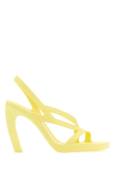 Shop Bottega Veneta Woman Pastel Yellow Rubber Jimbo Sandals