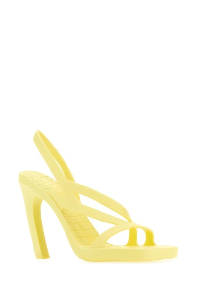 Shop Bottega Veneta Woman Pastel Yellow Rubber Jimbo Sandals