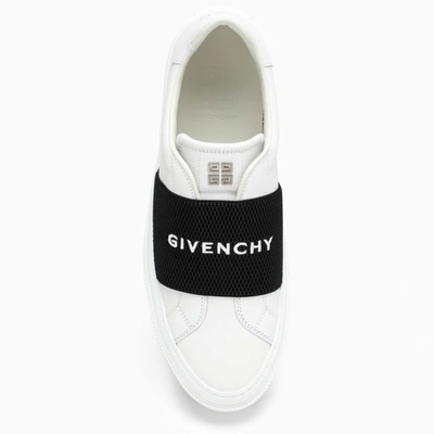 Shop Givenchy White/black City Sport Bianca/nera Women