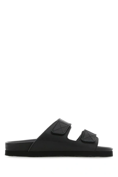 Shop Palm Angels Woman Black Leather Slippers