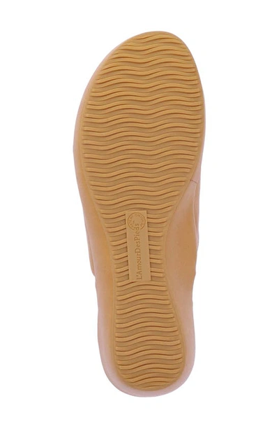 L'amour Des Pieds Cady Platform Wedge Mule In Lioness