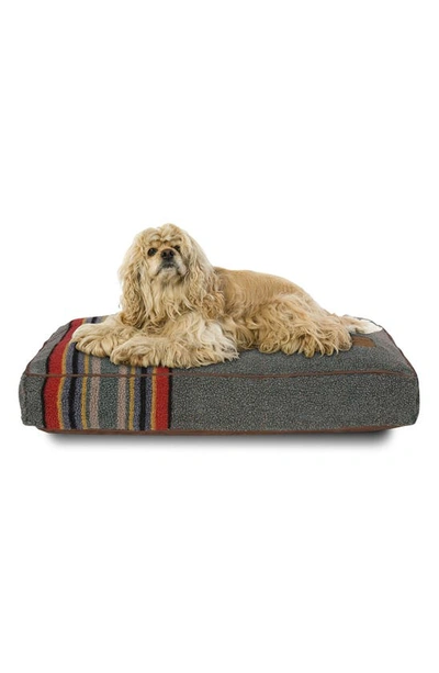 Shop Pendleton Yakima Camp Napper Dog Bed In Heather Green