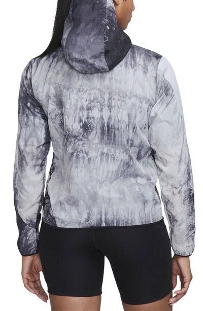 Shop Nike Repel Tie Dye Water Repellent Hooded Jacket In Black/ Black/ Photon Dust