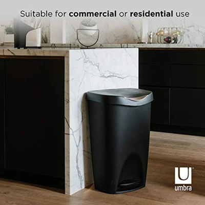 Shop Umbra Brim Step On Trash Can In Black