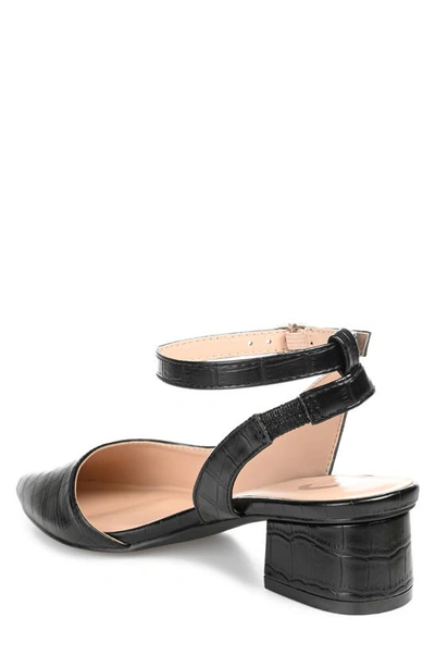 Journee Collection Keefa Croc Embossed Pointed Toe Pump In Black