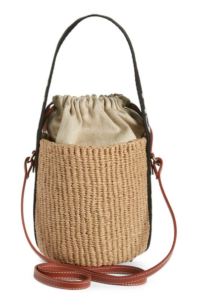 Shop Chloé Small Woody Basket Bucket Bag In Black-beige 1