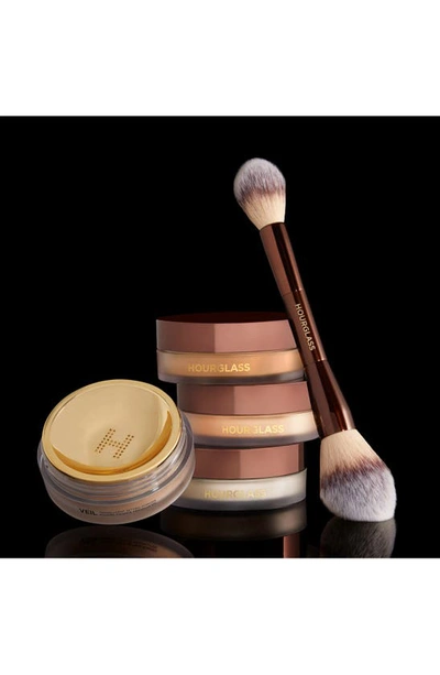 Hourglass Veil Translucent Setting Powder - Talc Free Translucent Deep 0.36 oz / 10.5 G In Translucent Deep