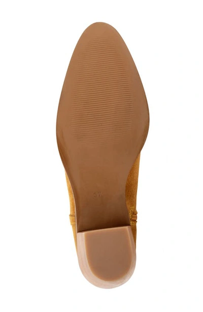 Bueno Veronika Bootie In Mustard Suede