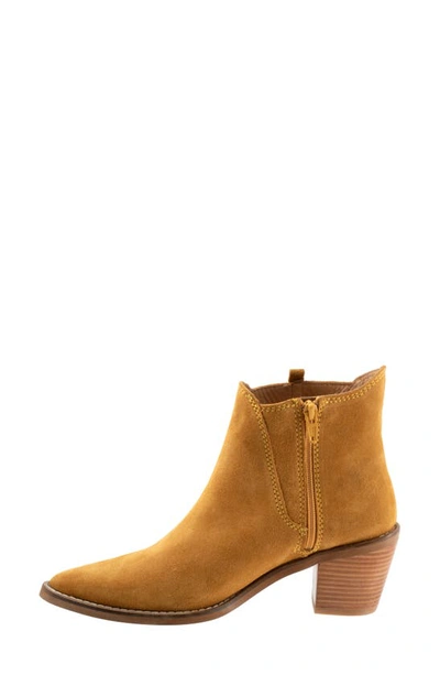 Bueno Veronika Bootie In Mustard Suede