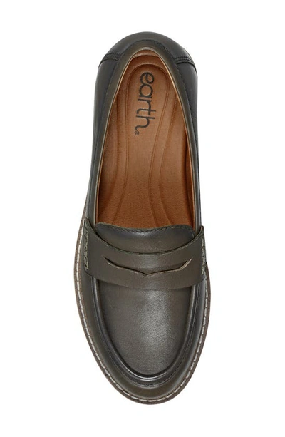Earth Javas Penny Loafer In Dark Olive