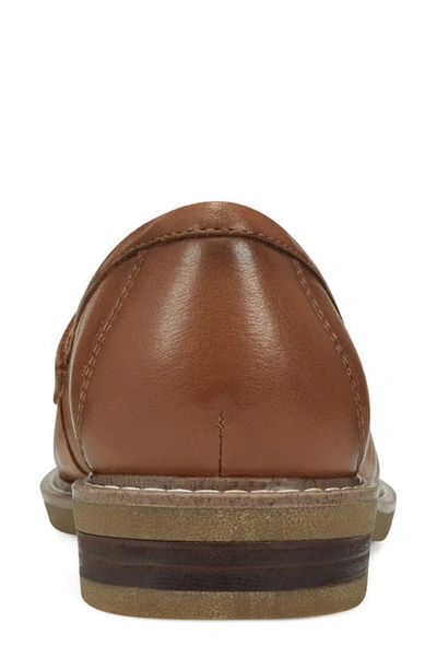 Earth Javas Penny Loafer In Rum