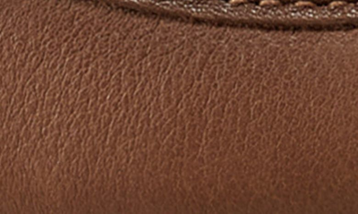 Earth Javas Penny Loafer In Rum