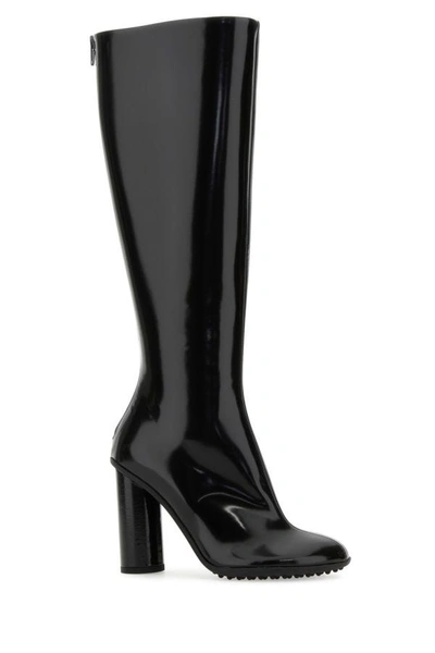 Bottega Veneta Black Leather Atomic Boots In Black