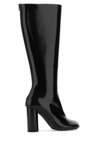 Bottega Veneta Black Leather Atomic Boots In Black