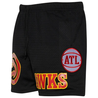 Shop Pro Standard Mens Atlanta Hawks  Hawks Nba Button Up Mesh Shorts In Black