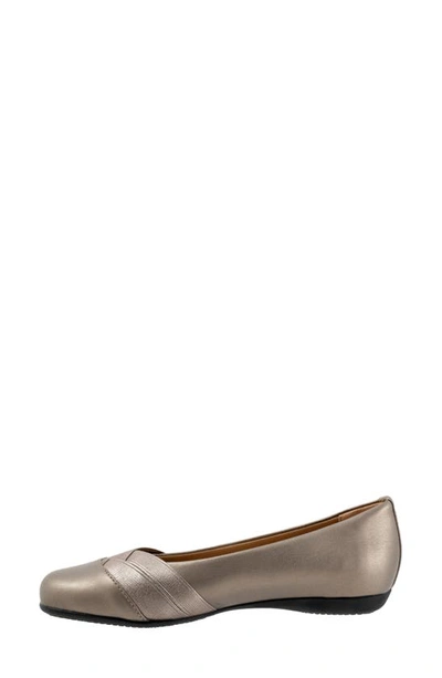 Trotters Stella Womens Faux Leather Slip-on Ballet Flats In Pewter