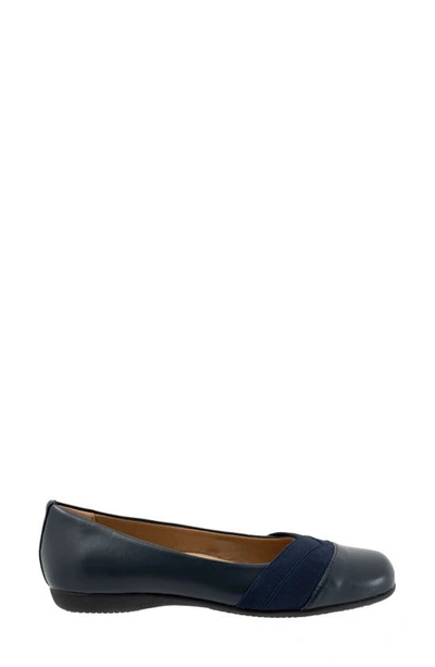 Trotters Stella Flat In Navy