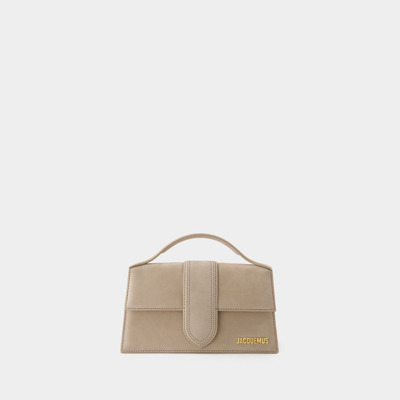 Jacquemus Logo-plaque Shoulder Bag In Beige