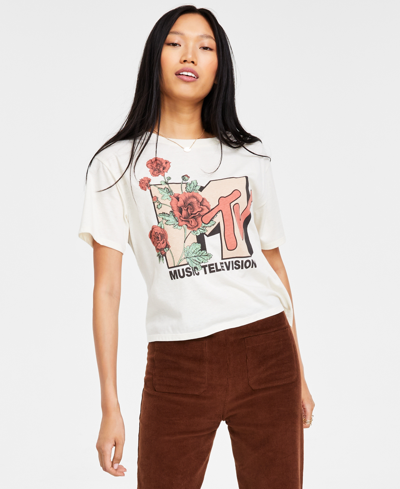 Shop Love Tribe Juniors' Mtv Floral Short-sleeve Cropped T-shirt In Birch