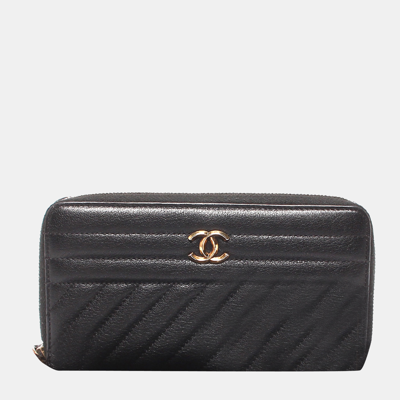 Chanel Pre-owned 2011 CC Camélia Zip-Around Wallet - Black