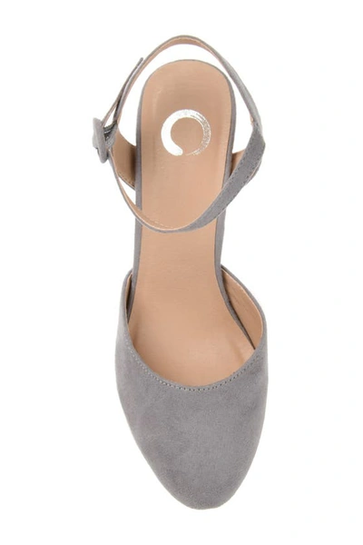 Journee Collection Womens Roslynn Almond Toe High Block Heel Pumps In Grey