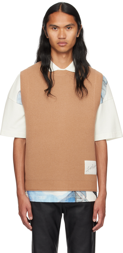 Jw Anderson Logo-patch Sleeveless Vest In 185 Camel