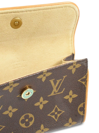 Pre-owned Louis Vuitton 2001  Florentine Pochette Belt Bag In Brown