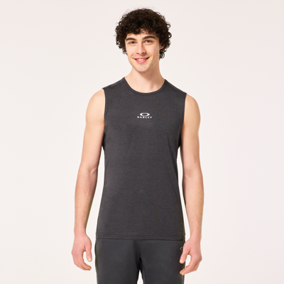 Shop Oakley O Fit Rc Sleeveless Tee In Black,gray