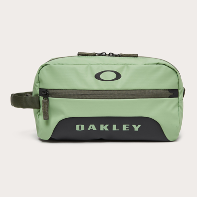 Shop Oakley Roadsurfer Beauty Case In New Jade