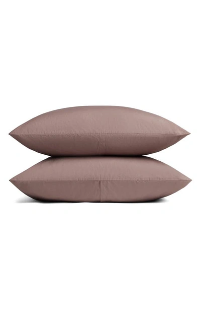Shop Parachute Set Of 2 Brushed Cotton Pillowcases In Clover