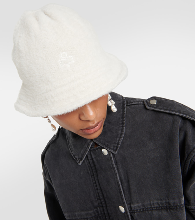 Isabel Marant Embroidered Bucket Hat In Beige