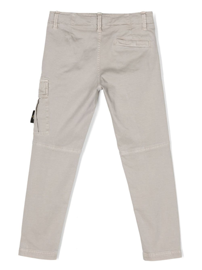 Stone Island Compass-patch Cargo Jeans In Grey