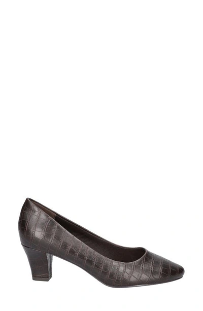 Easy Street Ballari Round Toe Pump In Brown Croco