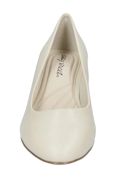 Easy Street Ballari Round Toe Pump In Bone