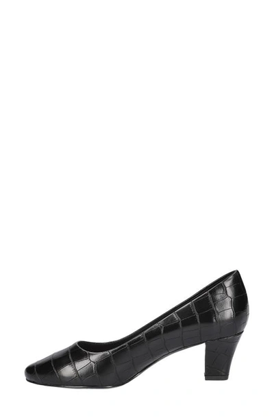 Easy Street Fabulous Womens Faux Leather Embossed Pumps In Black Croco