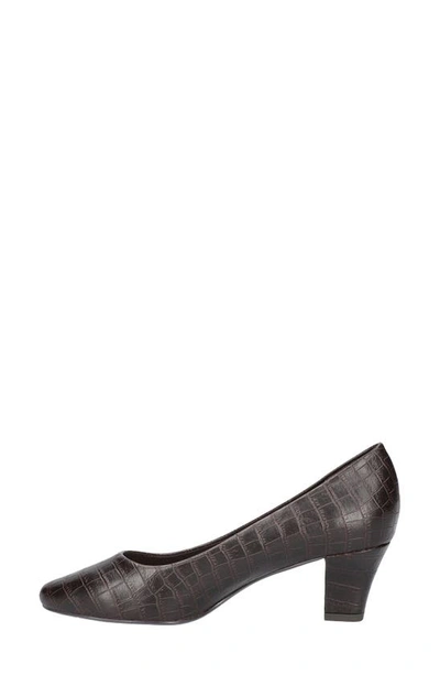 Easy Street Ballari Round Toe Pump In Brown Croco