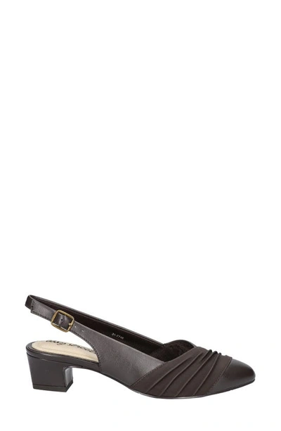 Easy Street Bates Slingback Pump In Brown