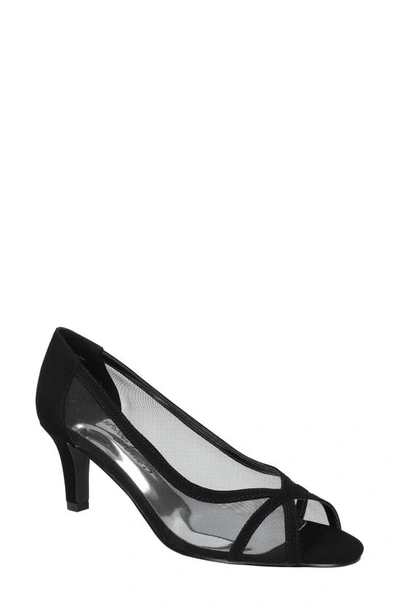Shop Easy Street Picaboo Pump In Black Lamy