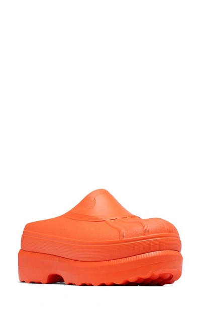 Shop Sorel Caribou Clog In Optimized Orange