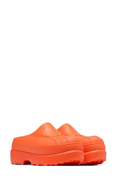 Shop Sorel Caribou Clog In Optimized Orange