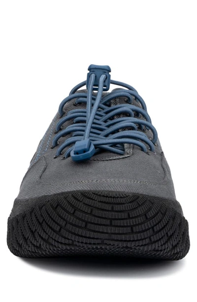 Hybrid Green Label Adventure 2.0 Low Top Sneaker In Dark Grey