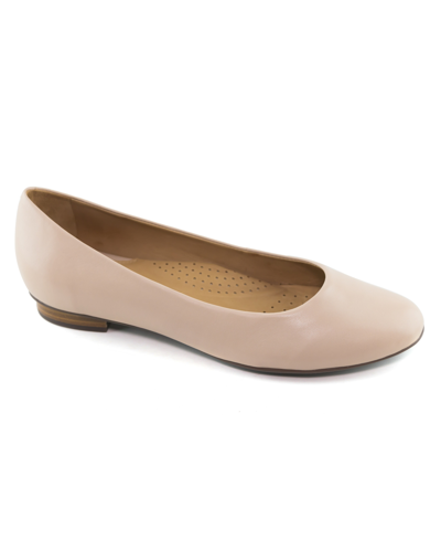 Shop Marc Joseph New York -ferris Flat In Nude Kid Napa