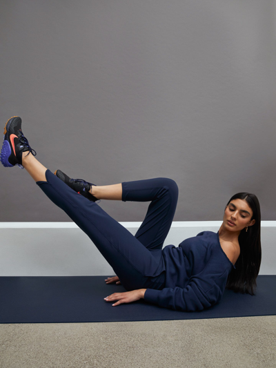 Carbon38 Jogger In Melt - Navy Blazer