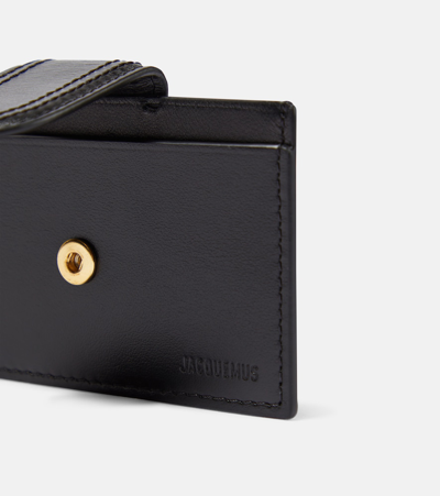 Jacquemus Debossed-logo Polished-finish Cardholder In Black